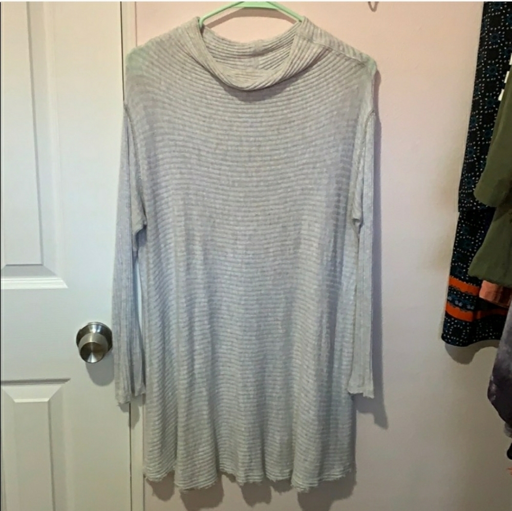 Free People Sweater - tunic style